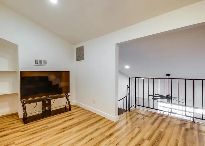 Holiday home Pool & Hot Tub Access! Extended In *