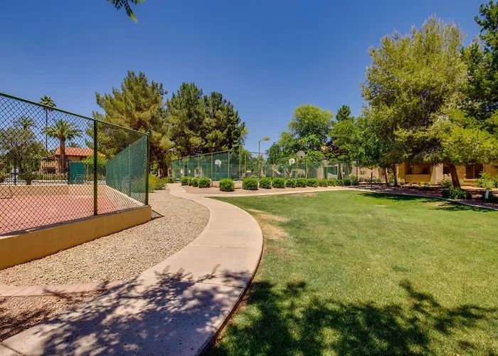 Holiday home Pool & Hot Tub Access! Extended In *